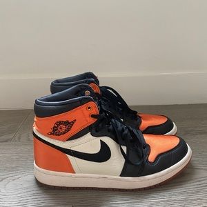 AIR JORDAN 1 RETRO HIGH OG 'SATIN SHATTERED